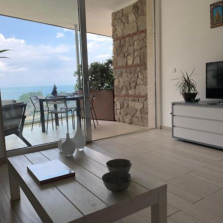 Taormina Suite Mon Repos Luaran gambar