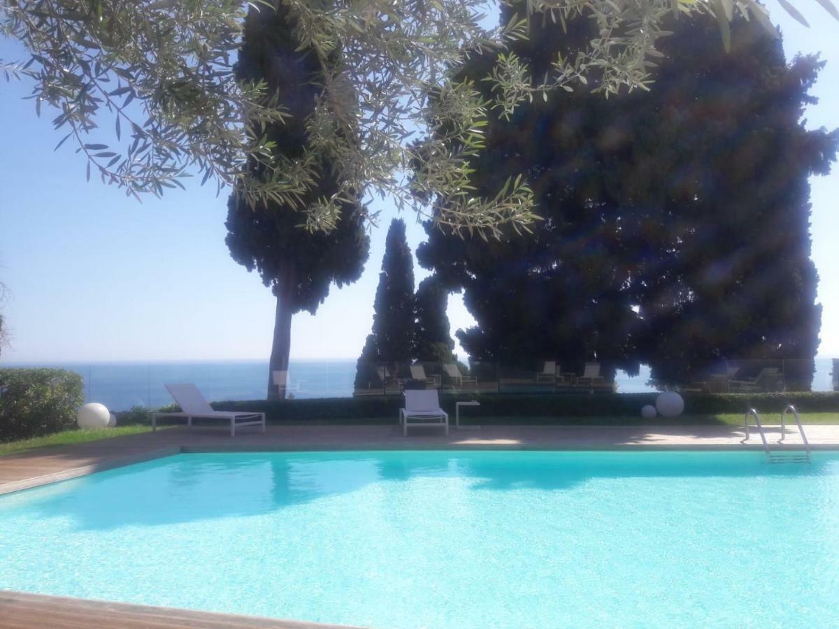 Taormina Suite Mon Repos Luaran gambar